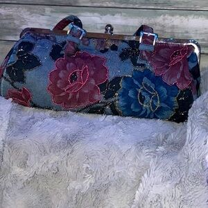 Floral Embroidered Women's Bag